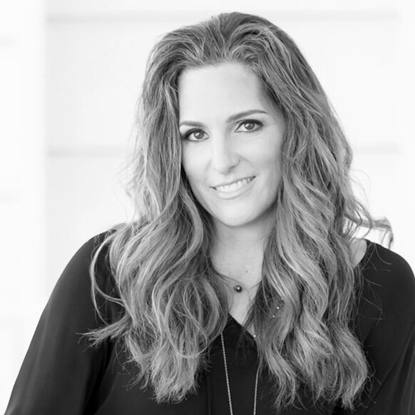 Hinkley Lisa McDennon Designer